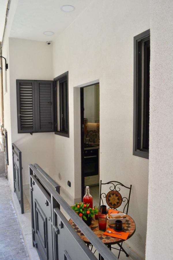 I Pupi - Sicilian Apartment 지아르디니낙소스 외부 사진